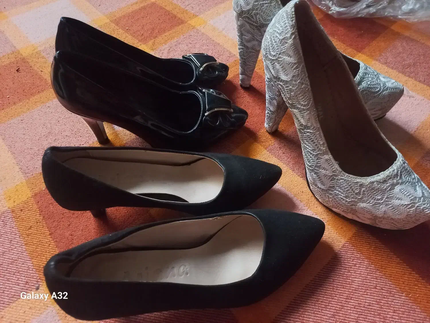 کفش مجلسی زنانه|کیف، کفش، کمربند|بندر انزلی, نیمه شعبان|دیوار