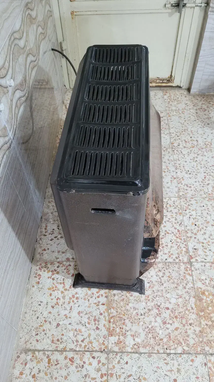 بخاری پائیزان تمیز و سالم|بخاری، هیتر، شومینه|تاکستان, |دیوار