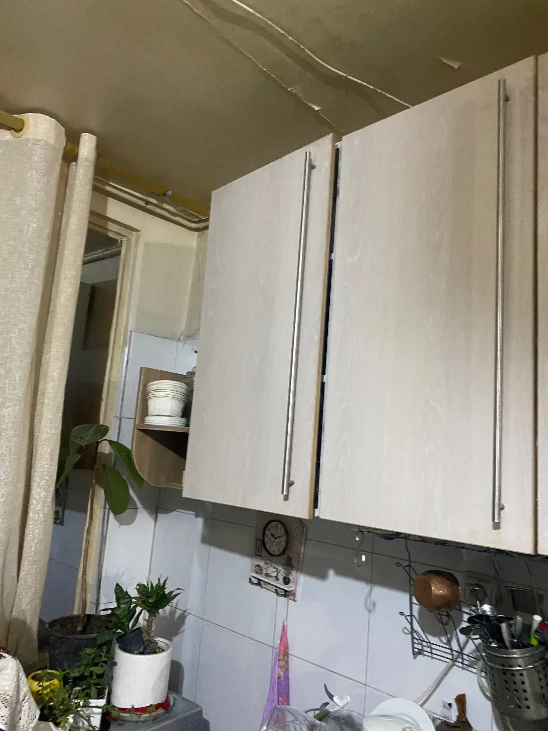 کابینت کمد هود|آب‌چکان و نظم‌دهنده ظروف|کرج, فاز ۳ گوهردشت|دیوار