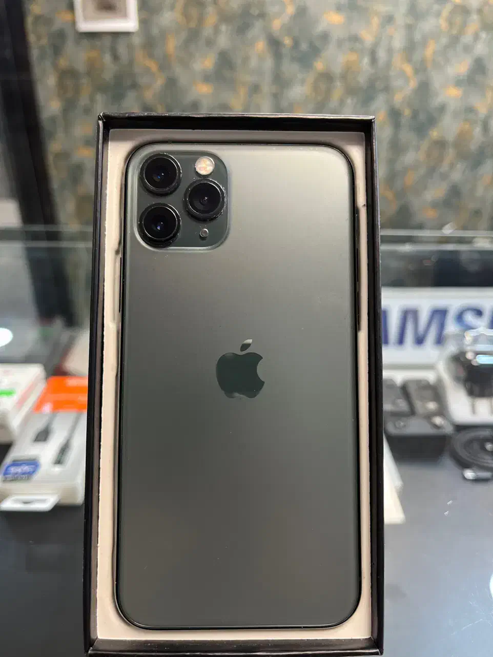 iphone 11pro  فروش اقساطی بدون چک|موبایل|کرج, مهرویلا جنوبی|دیوار