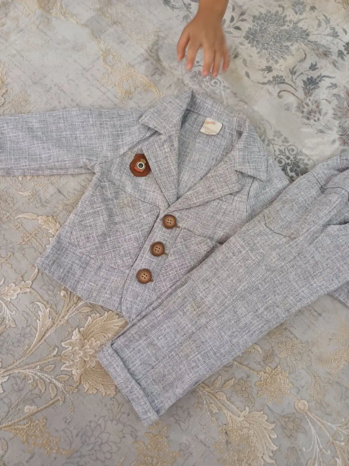 کت وشلوار بچه گانه|کفش و لباس بچه|مشهد, انقلاب|دیوار