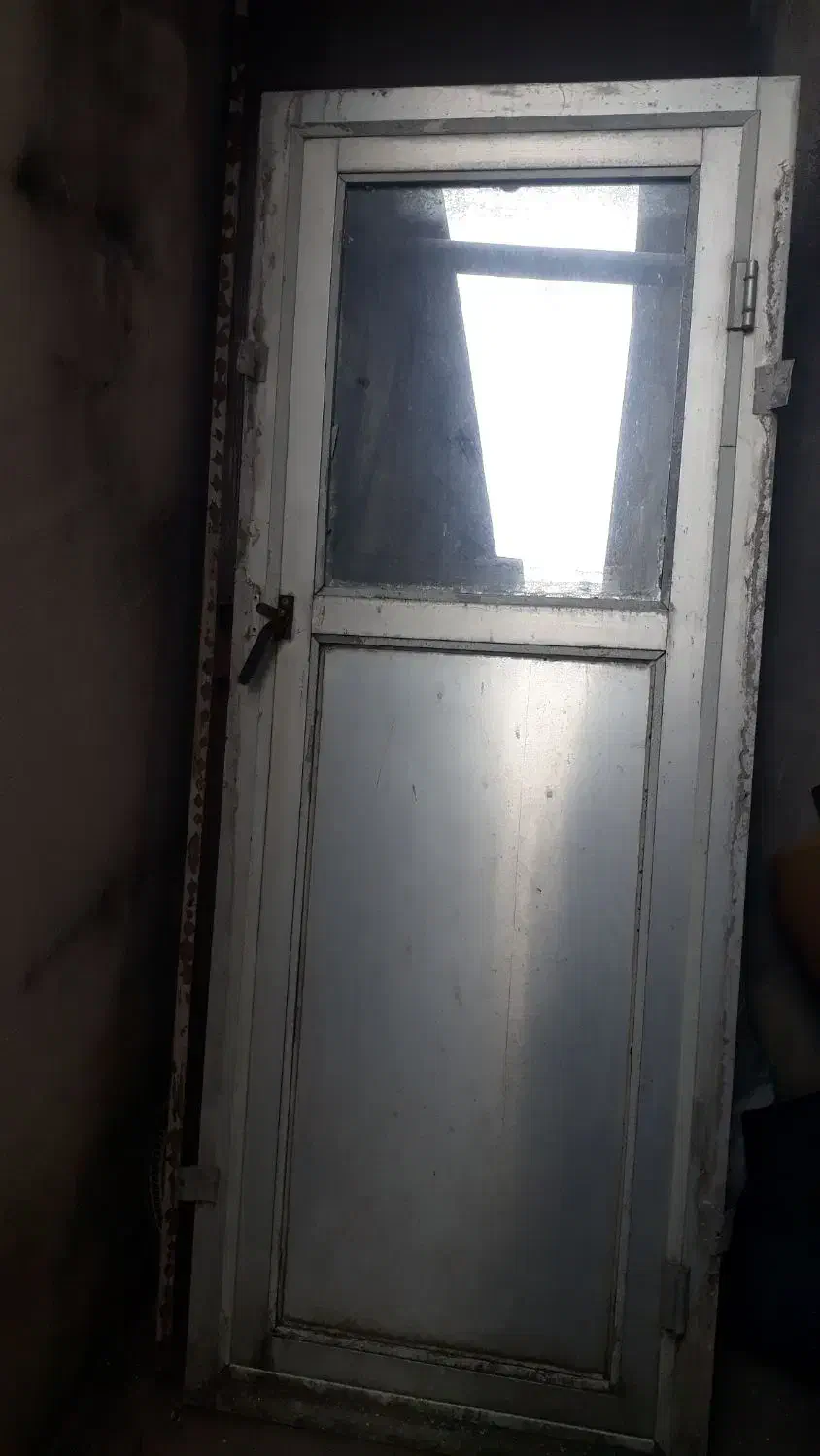 یک سری وسایل خانه|حراج|بندر انزلی, معلم|دیوار