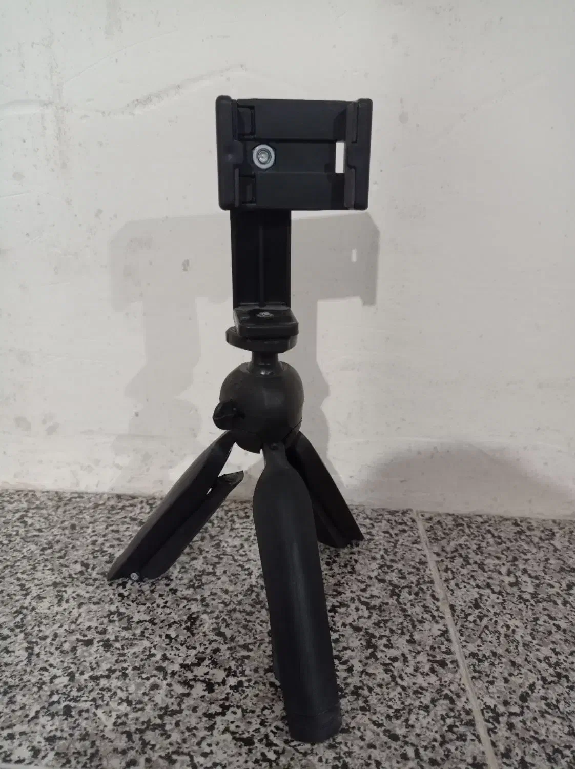 نگهدارنده گوشی|لوازم جانبی موبایل و تبلت|سلماس, |دیوار