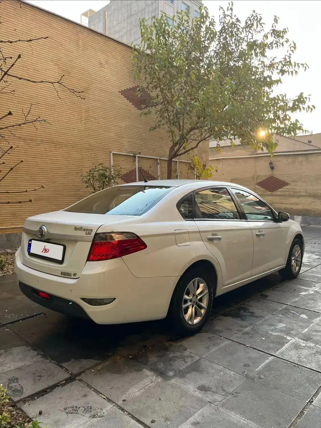 برلیانس h330 بدون رنگ اتوماتیک در حد|خودرو سواری و وانت|تبریز, |دیوار