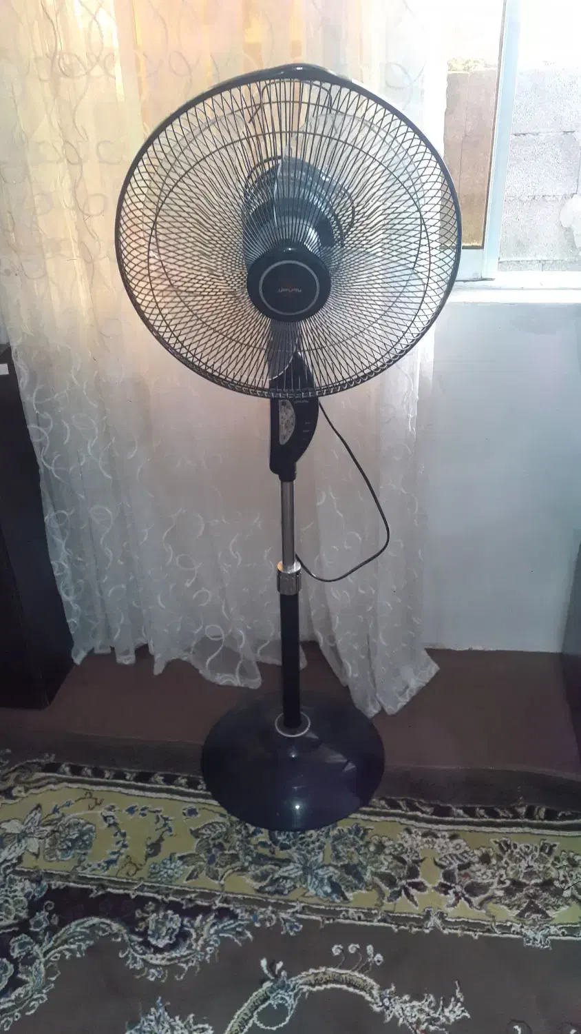 پنکه  پایه دار درحد نوکنترلی پارس خزرباضمانتنامه|پنکه و تصفیه‌کنندهٔ هوا|ضیابر, |دیوار