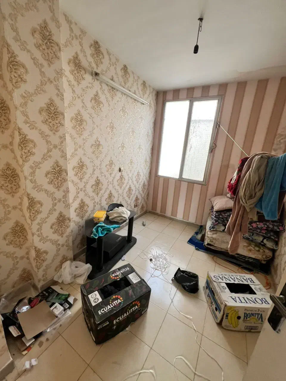 اجاره مسکونی-خیایان لرزاده-۵۳ متری