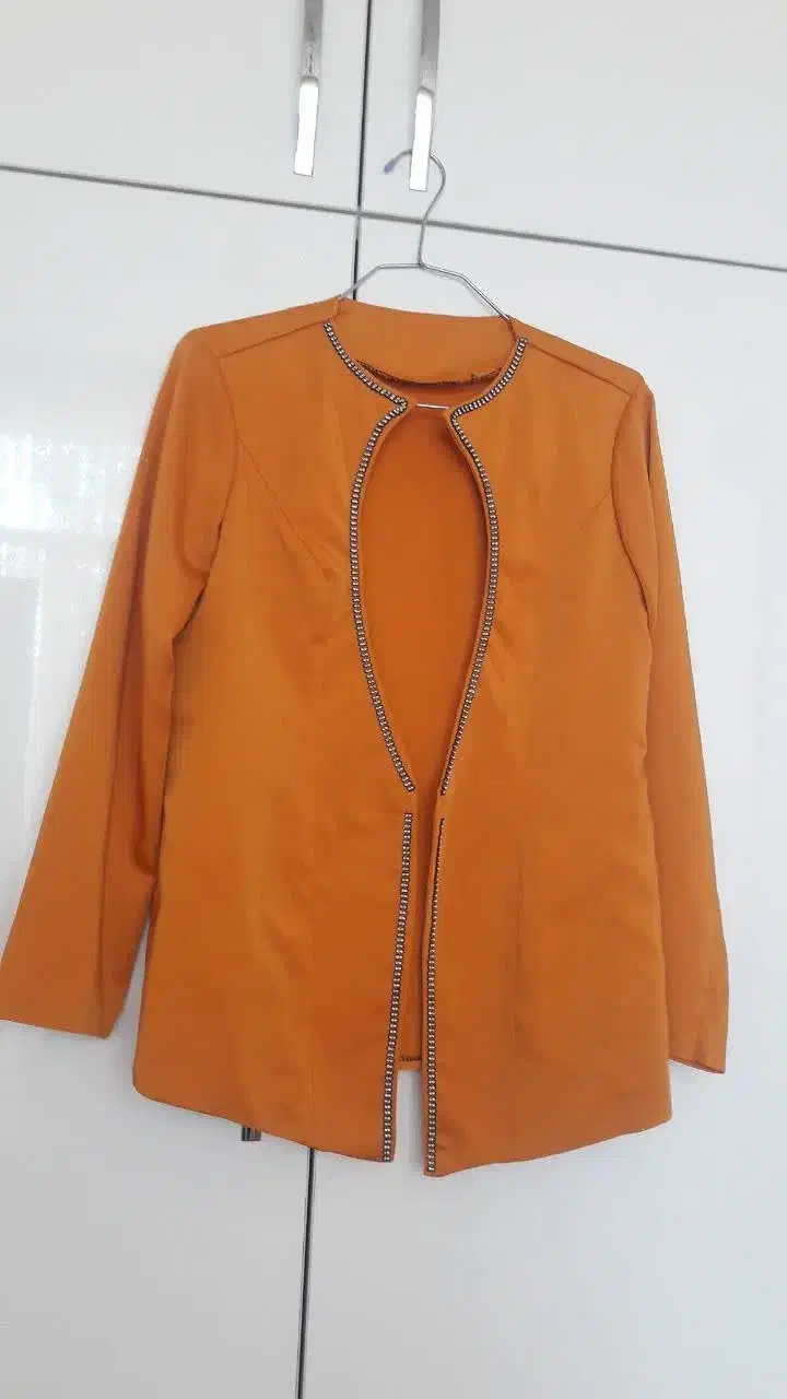 کت تک سایز ۳۸ ۴۰ فقط ۵۰|لباس|قم, بنیاد|دیوار