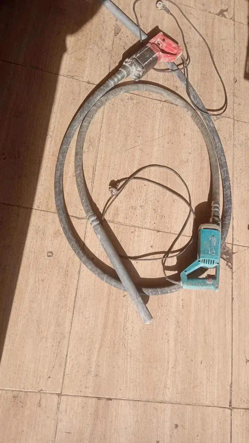 اجاره ویبراتور بنزینی و برقی|ماشینآلات صنعتی|کرمان, |دیوار