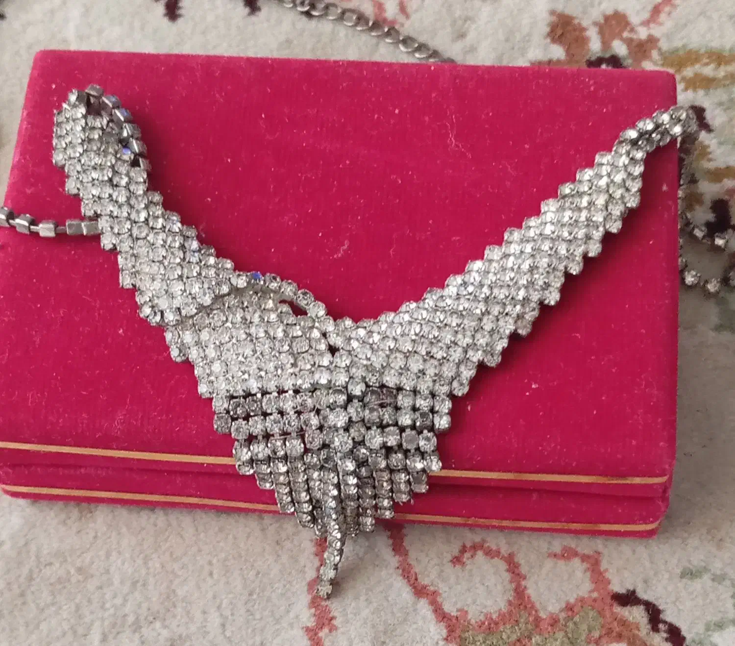 بدلیجات|بدلیجات|نیشابور, دارایی|دیوار