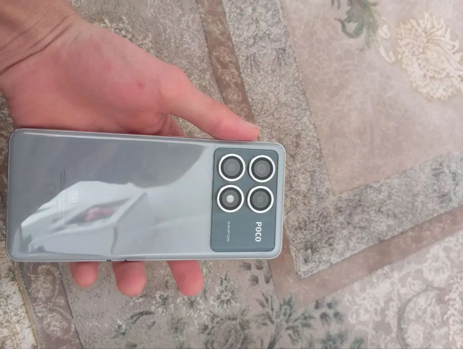 گوشی درحد نو هست 4ماهه ازش استفاده کردم|موبایل|فشاپویه, |دیوار