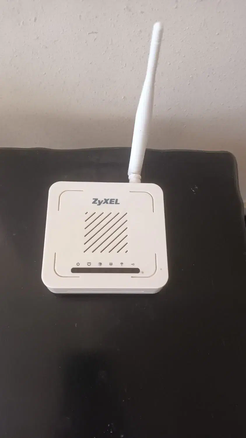 مودم ایرانسل 4.5G|مودم و تجهیزات شبکه|شیراز, شهرک ایثار|دیوار