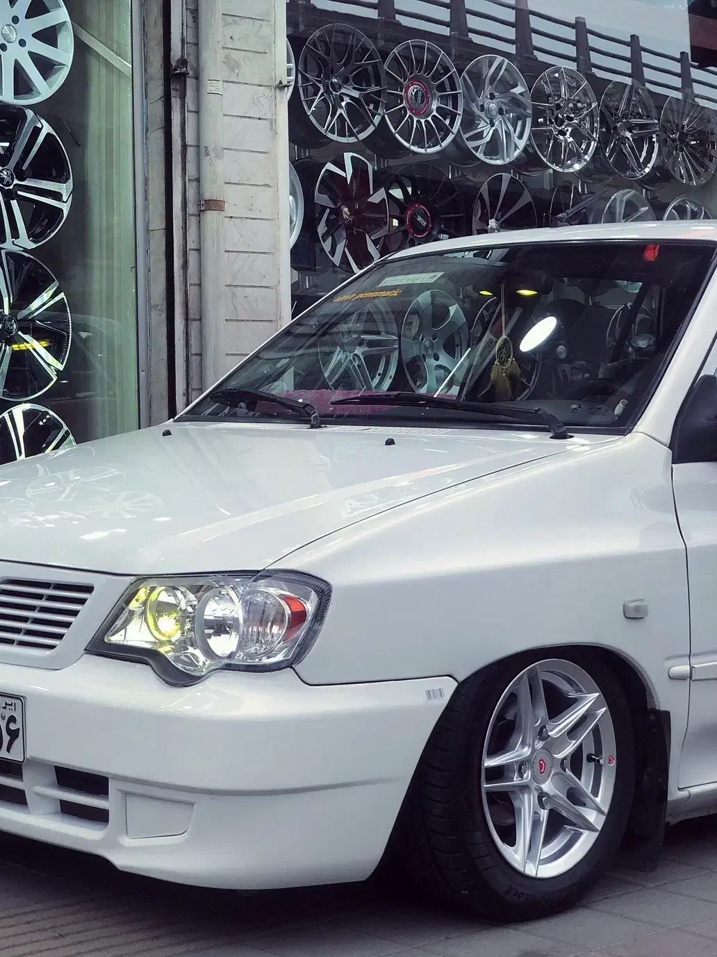 رینگ ووسن طرح استرامبولی سالم و تمیز|قطعات یدکی و لوازم جانبی|صومعه‌سرا, |دیوار