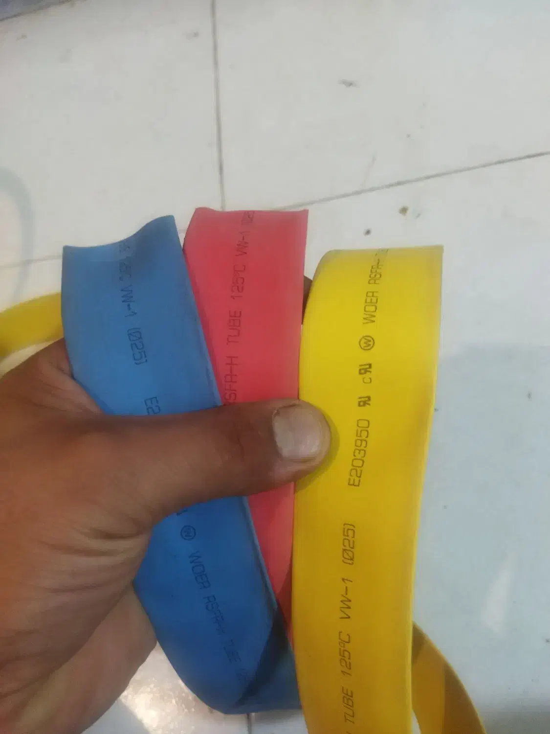 ترموفیت یا وارنیش|ابزارآلات|مشهد, هفت تیر (آب و برق)|دیوار