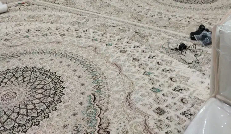 دوعد روفرشی دوازده متری مخمل کرم رنگ طلاکوب|روفرشی|ایلام, |دیوار