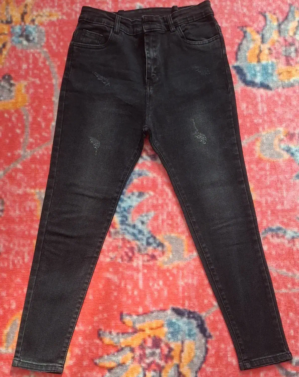 شلوار جین زنانه|لباس|لاهیجان, شیشه گران|دیوار