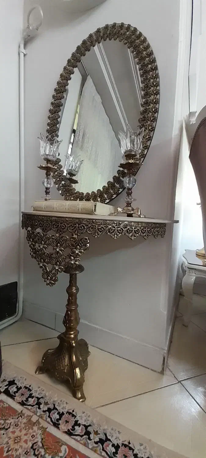 آینه و شمعدان|آینه|ری, دولت‌آباد|دیوار