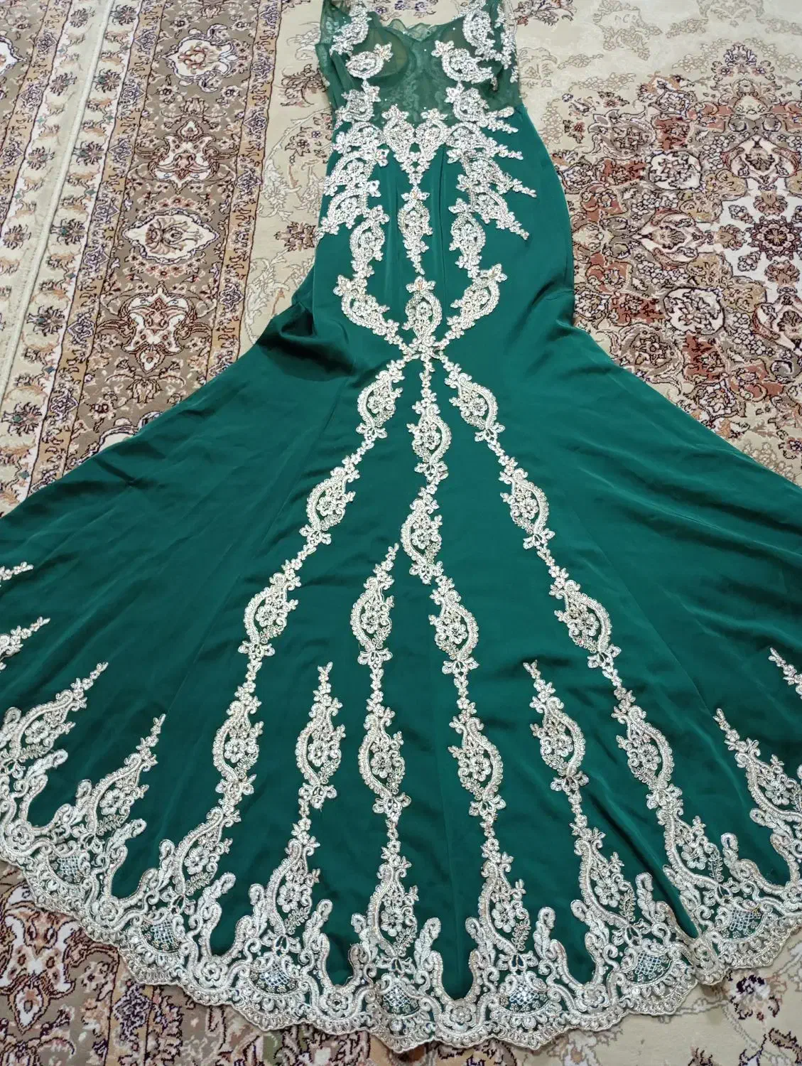 لباس مجلسی یکبار تن خورده نونو|لباس|قرچک, شهرک مهستان|دیوار