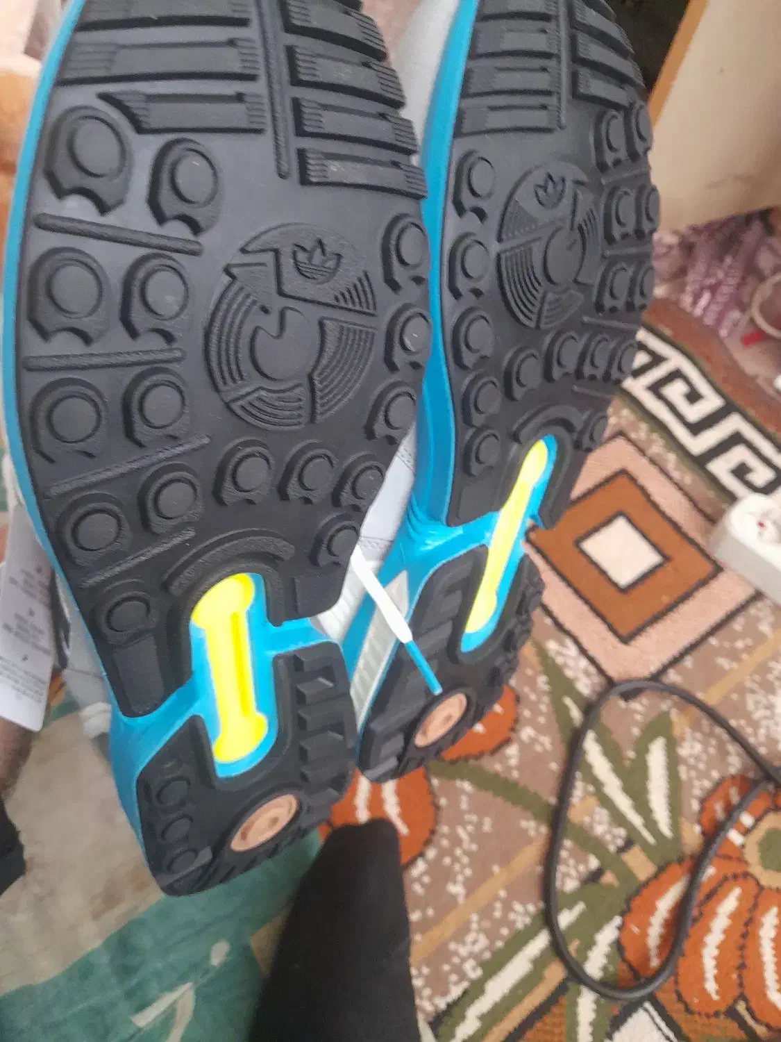 آدیداس. zx8000اتمس توکیو.معروف ب کف آبی|کیف، کفش، کمربند|تهران, آسمان|دیوار