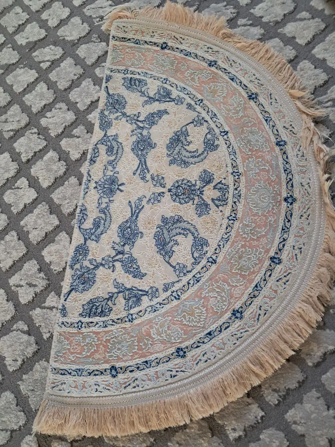 پادری نیم دایره سالم حدود ۸۰سانت|پادری|سقز, |دیوار