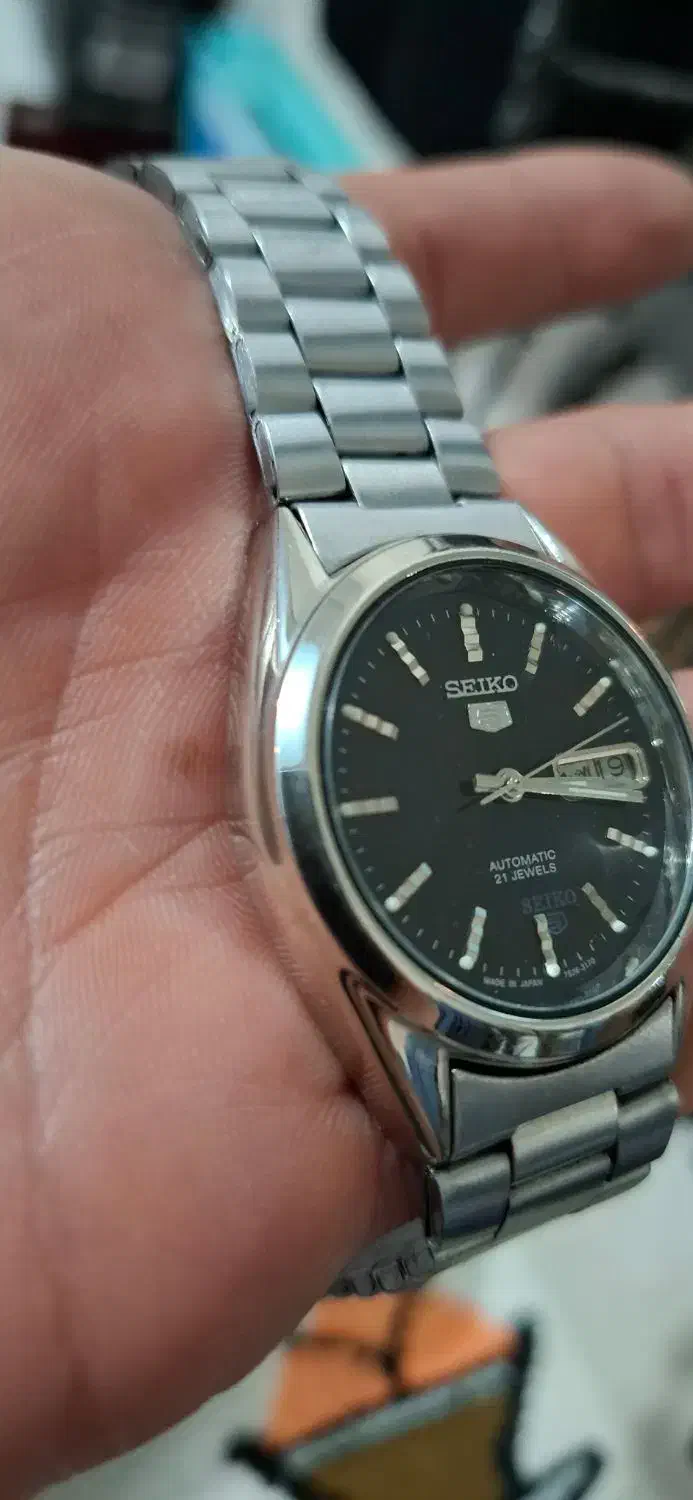 سیکو ۲۱ جواهر نو|ساعت|رباط‌کریم, رباط‌کریم|دیوار