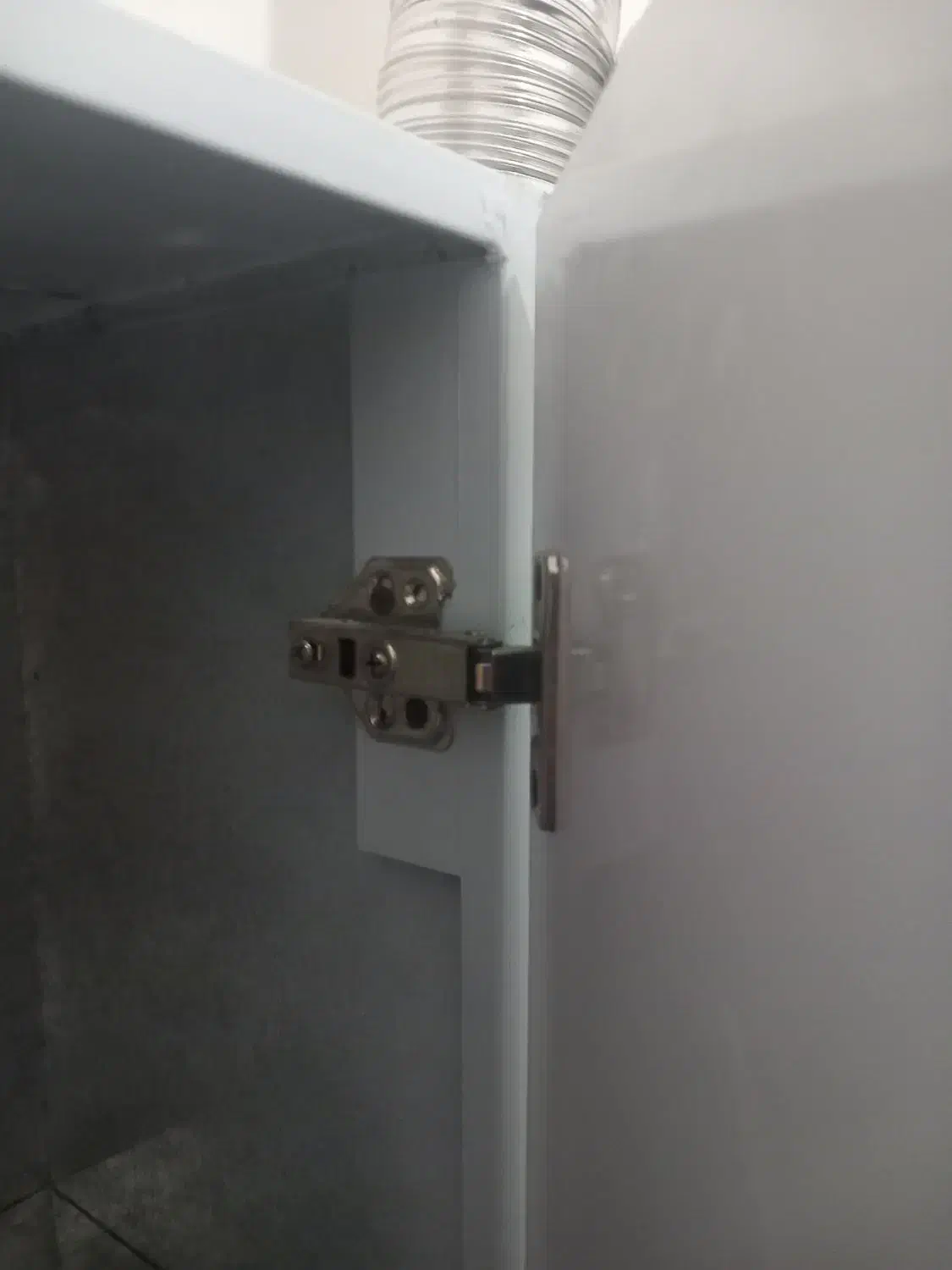 آبچکان نو نو|آب‌چکان و نظم‌دهنده ظروف|خرم‌آباد, |دیوار