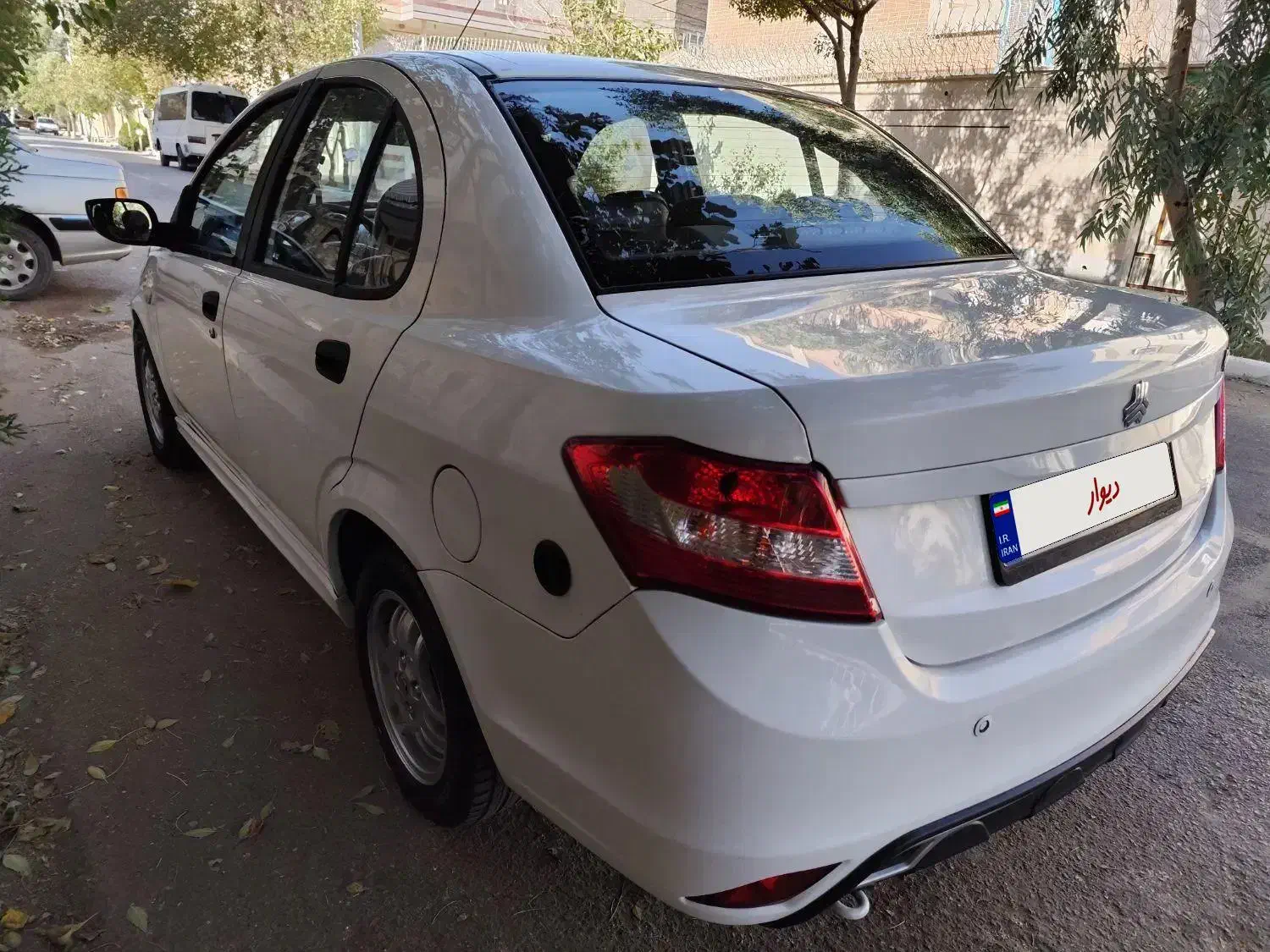 ساینا ۹۶ دوگانه شرکتی|خودرو سواری و وانت|شاهین‌شهر, ۹ دی|دیوار