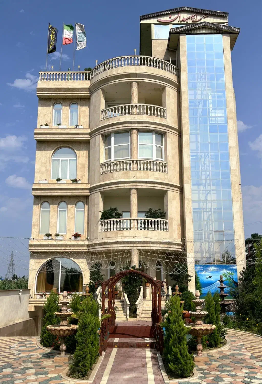 استخدام آشپز|استخدام خدمات فروشگاه و رستوران|قائمشهر, |دیوار