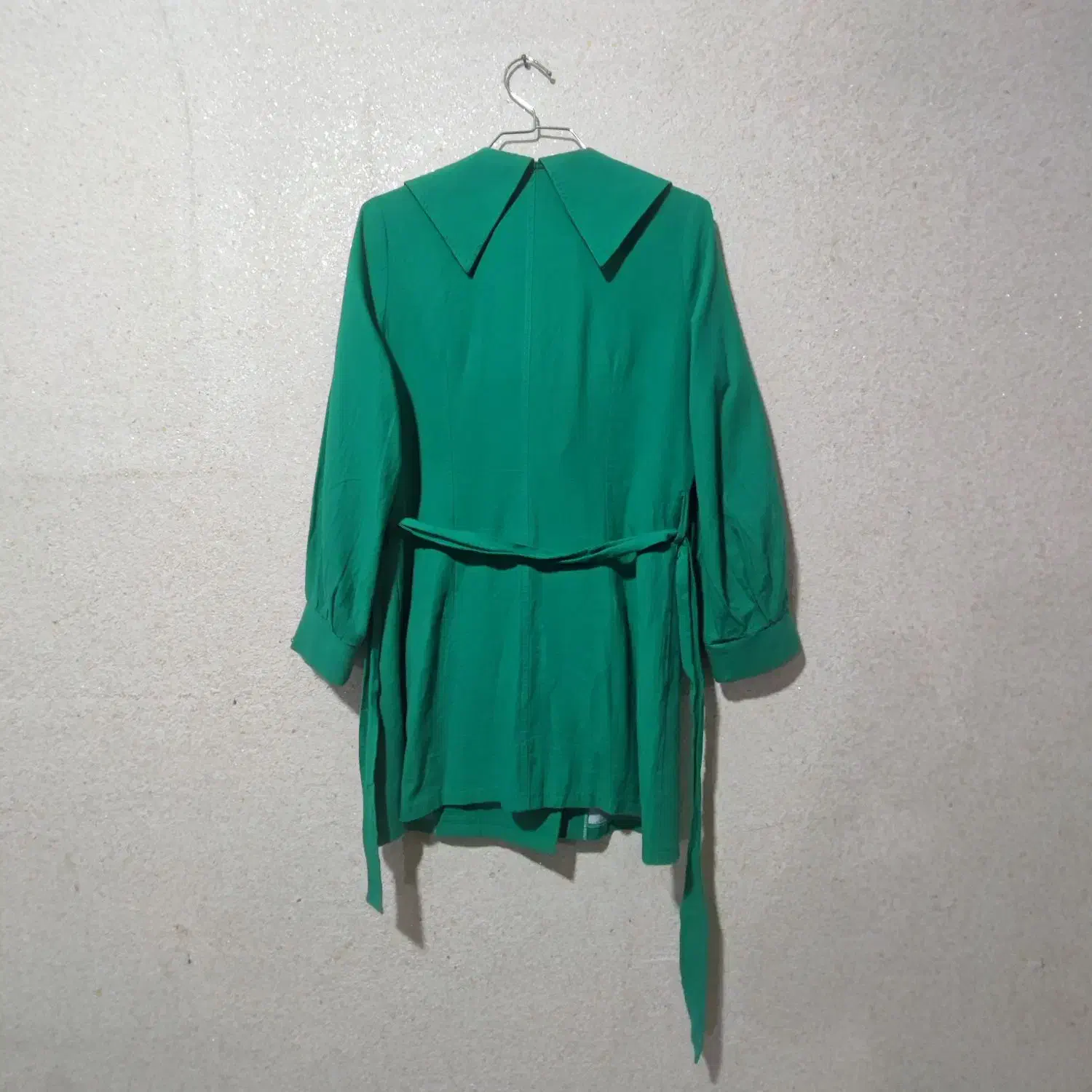 مانتو کتی|لباس|خان ببین, |دیوار