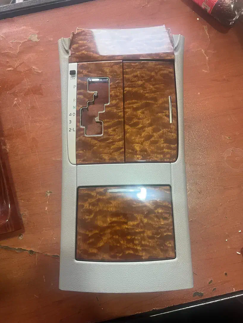 کنسول وسط کمری ۲۰۰۵ و ۲۰۰۷|قطعات یدکی و لوازم جانبی|تهران, قاسمآباد|دیوار