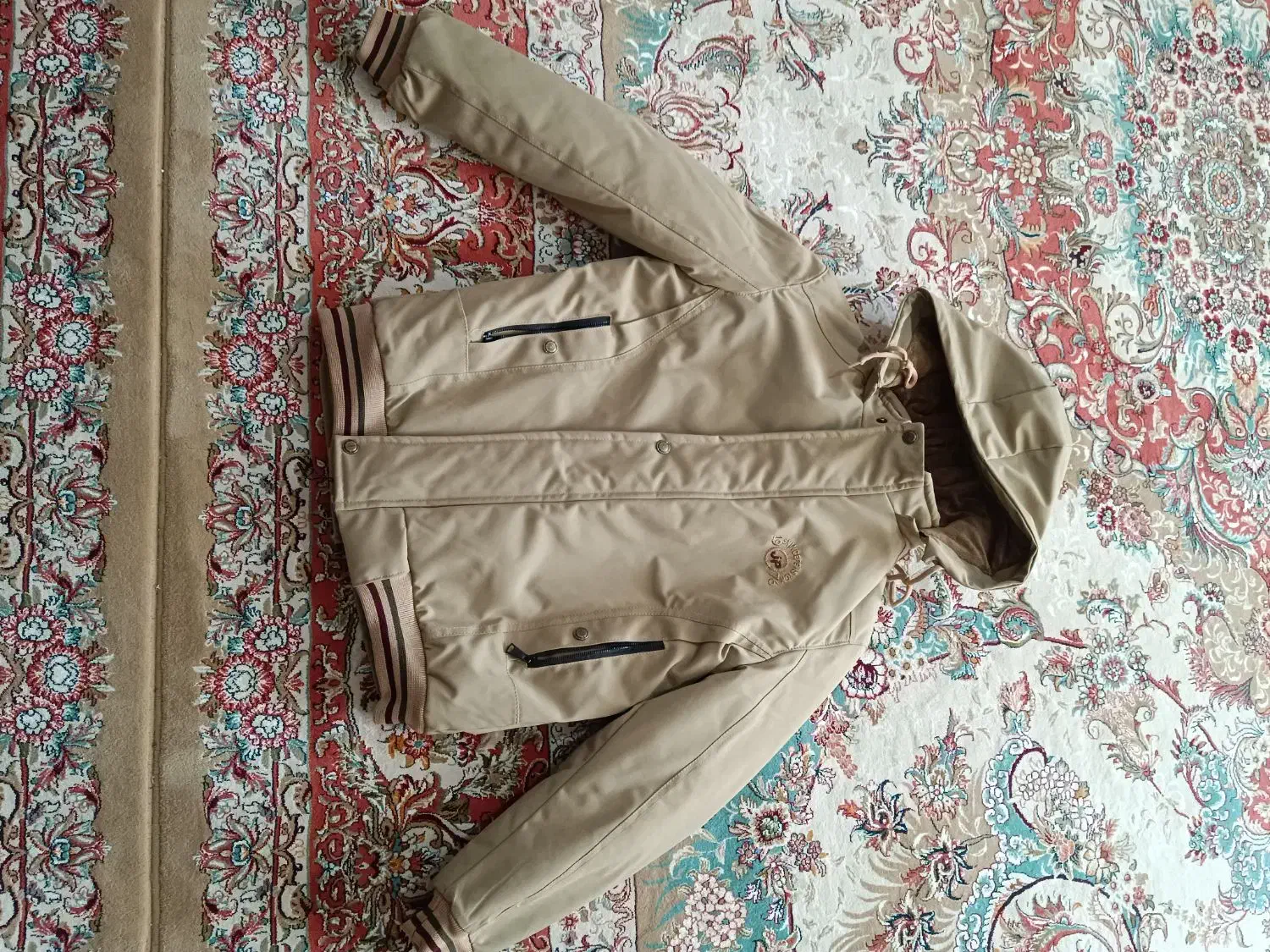 کاپشن زمستانی|لباس|خاش, |دیوار