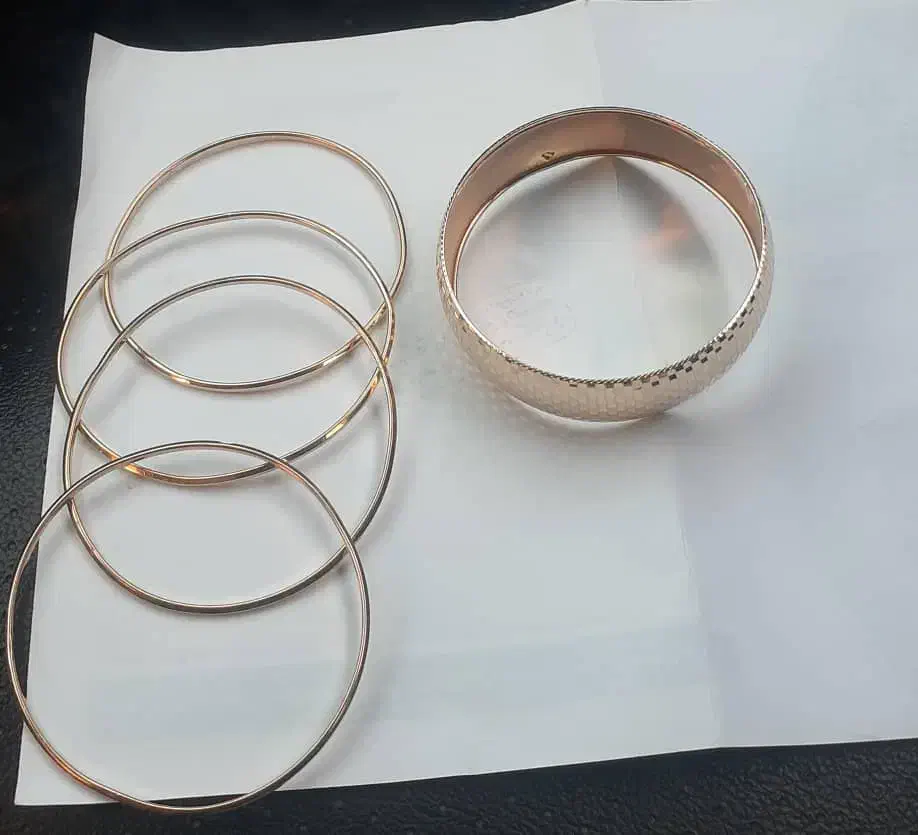 طلا 18عیار.200بالای تابلو|جواهرات|آبدانان, |دیوار