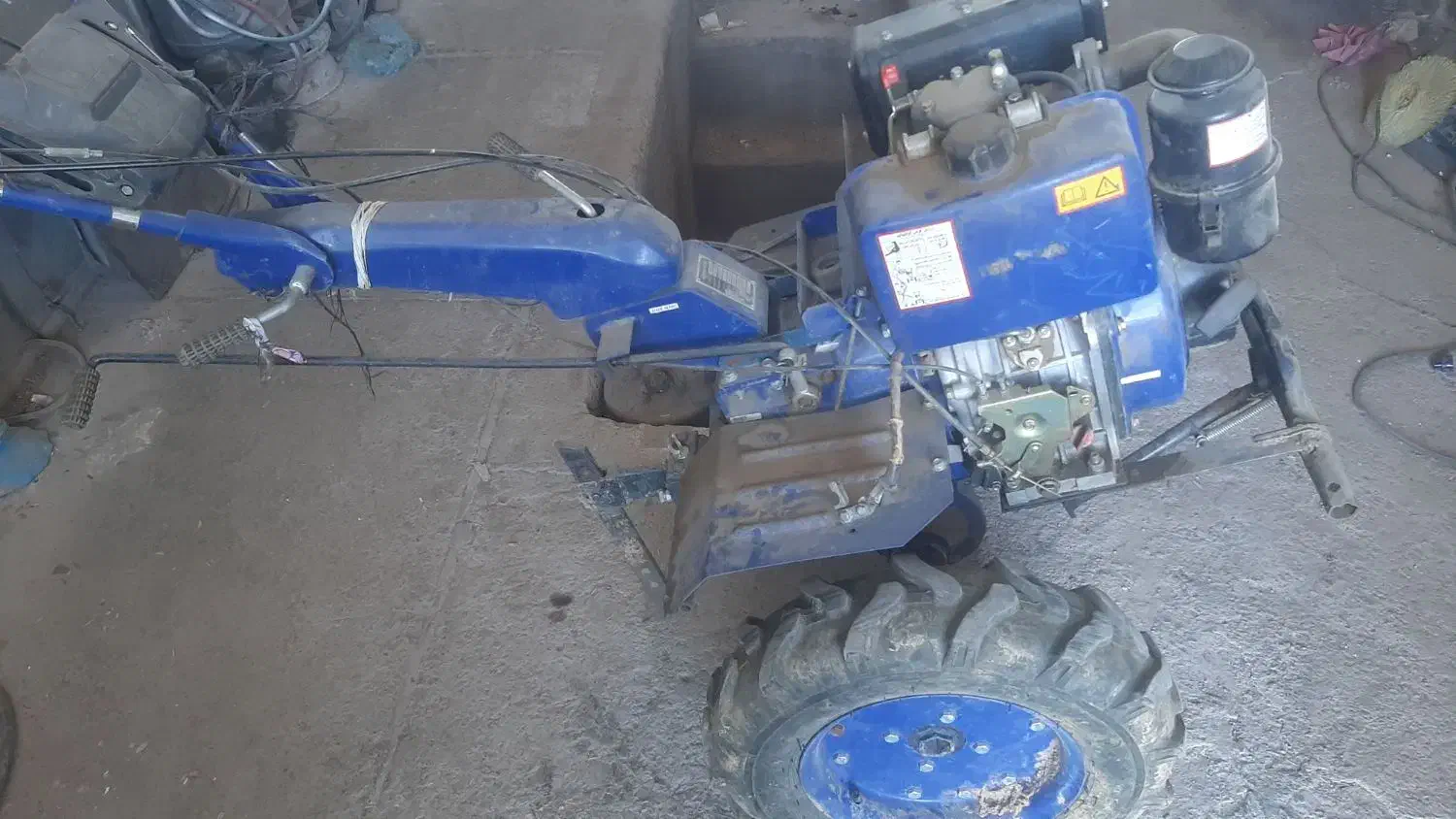 تیلر اگرو در حد نو کم کار|ماشینآلات صنعتی|فردوس (خراسان), |دیوار