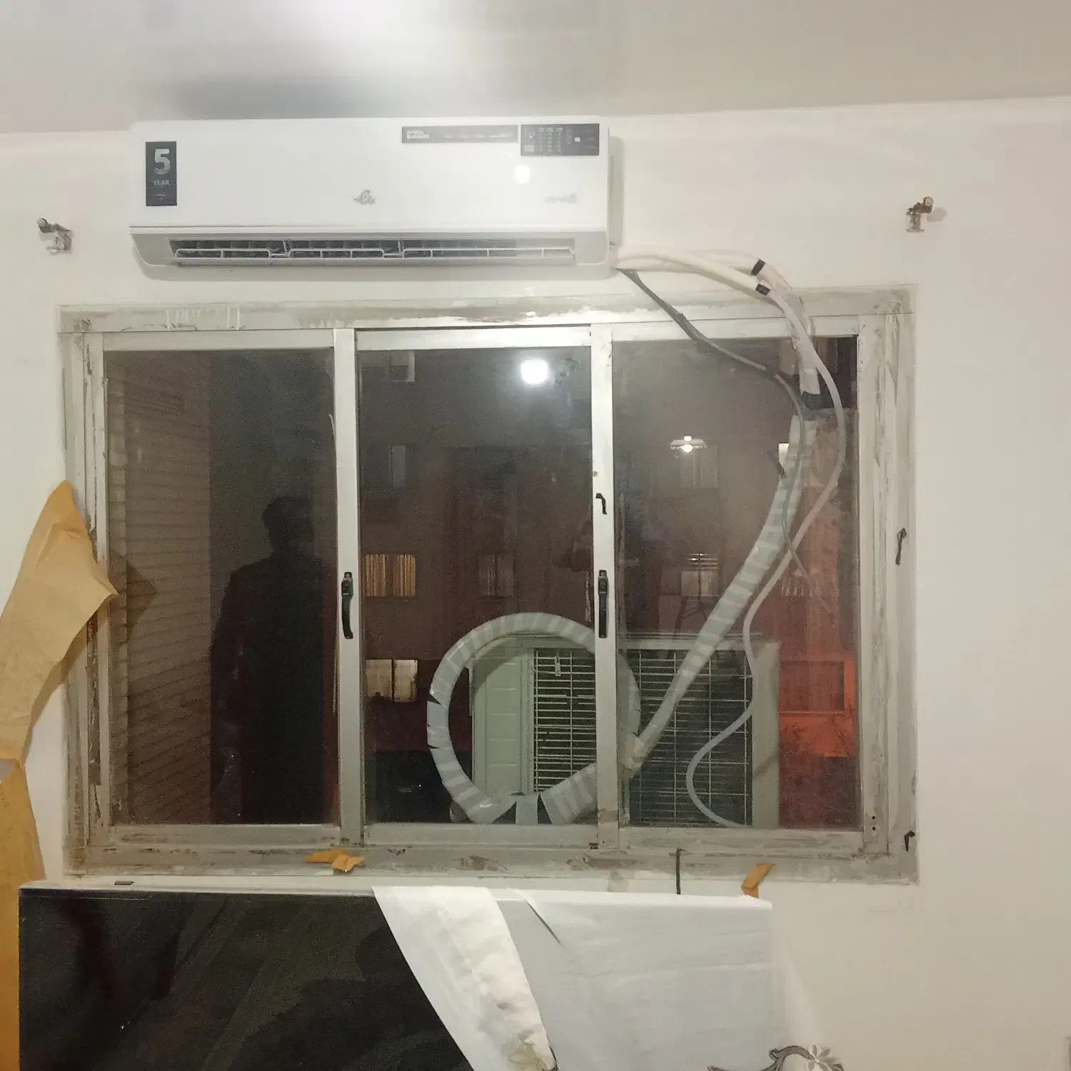 نصب تعمیرات اسپیلت|خدمات پیشه و مهارت|زابل, |دیوار