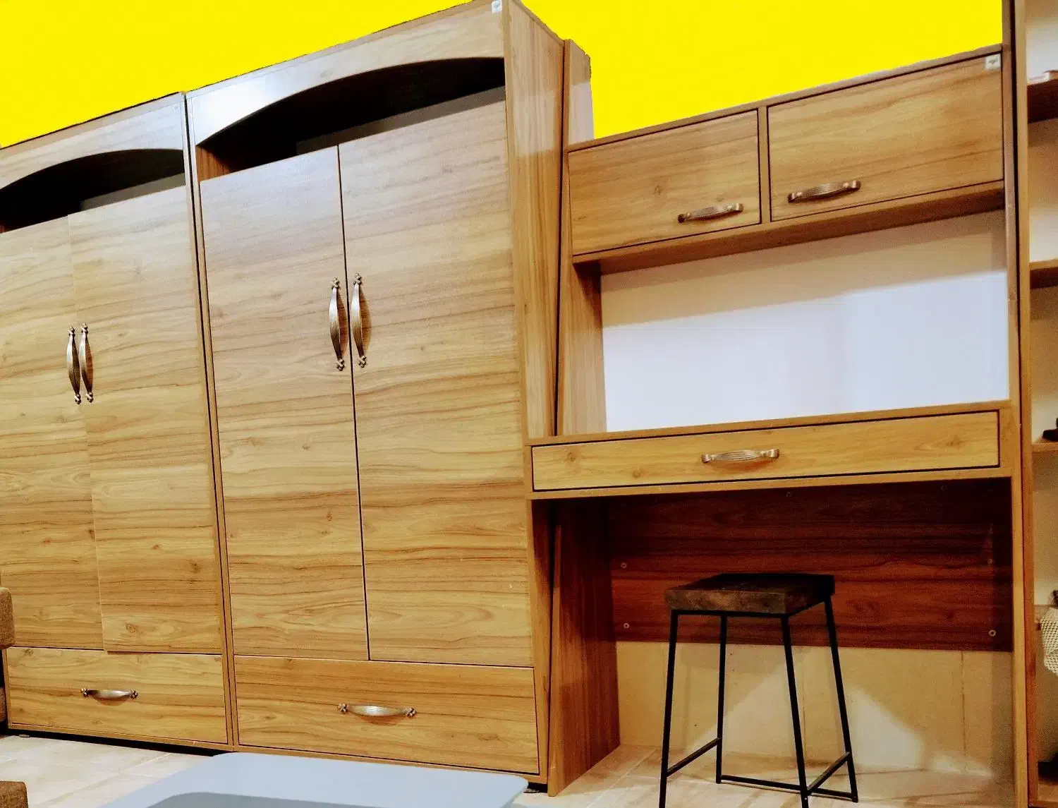 کمد لباس، میز تحریر، میز جلو مبلی، آباژور|جاکفشی، کمد، دراور|فسا, |دیوار