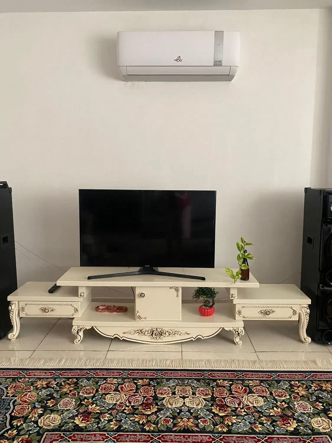 میز تلویزیون|میز تلویزیون|رشت, حمیدیان|دیوار