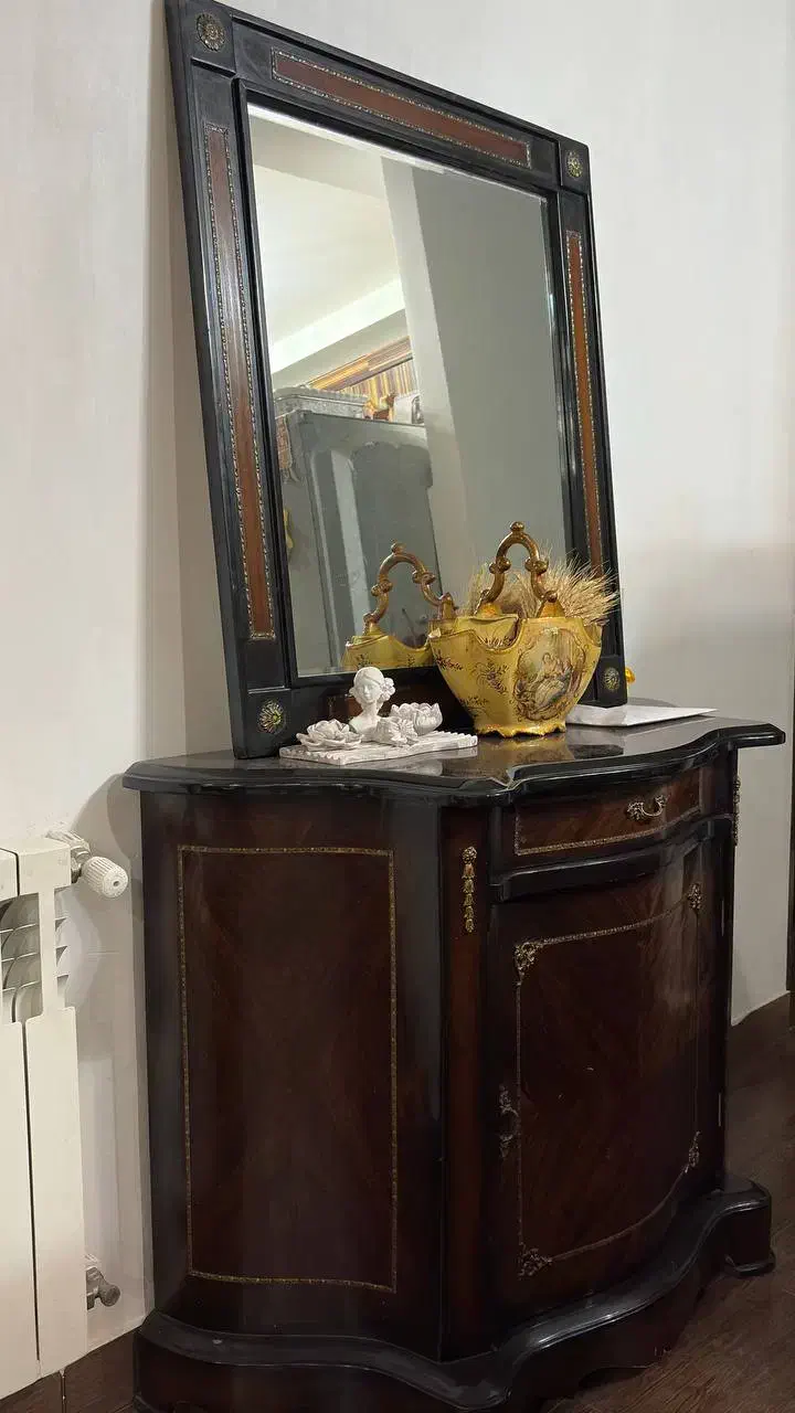 کنسول چوبی|بوفه، ویترین، کنسول|رشت, ساغری سازان|دیوار