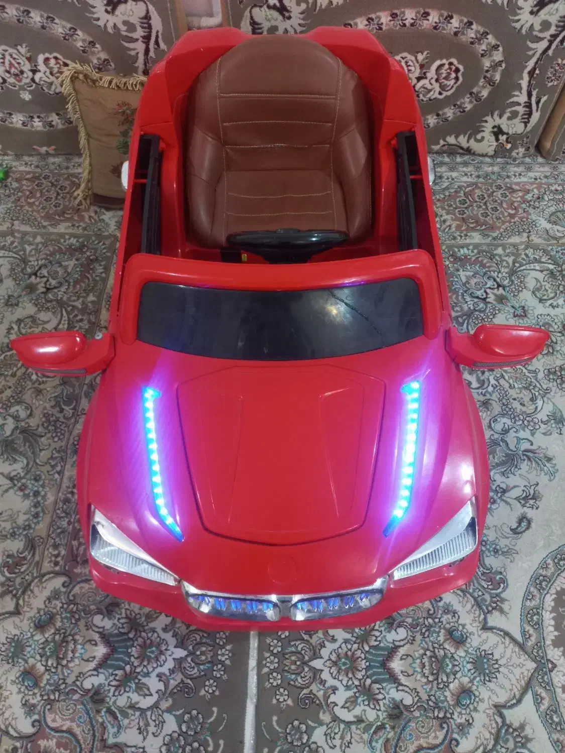 ماشین شارژی|اسباب‌بازی بچه|کرمانشاه, |دیوار