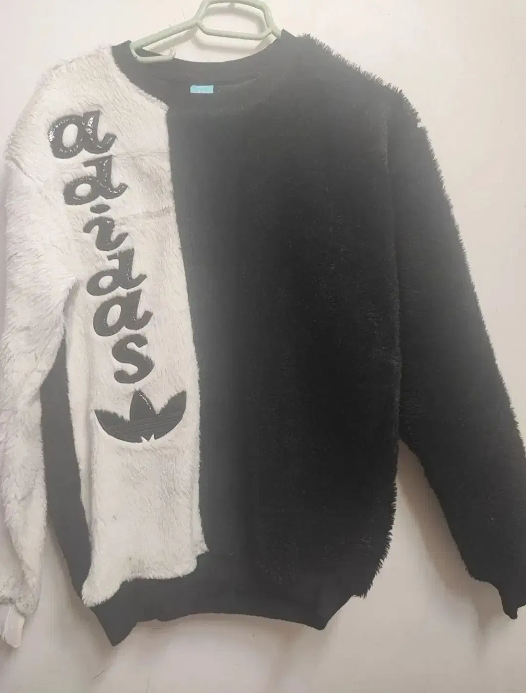 بلیز|لباس|تربت جام, شهید نصرالهی|دیوار