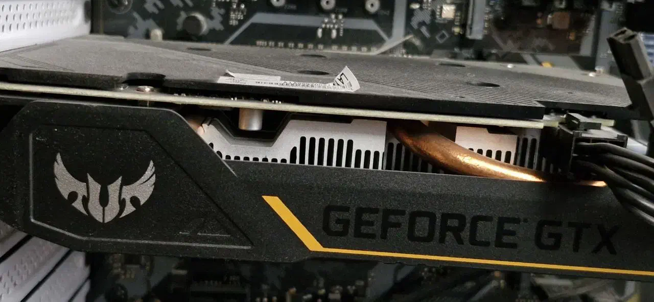 gtx1650 oc tuf gaming کارت گرافیک|قطعات و لوازم جانبی رایانه|شیراز, شهرک گلستان|دیوار
