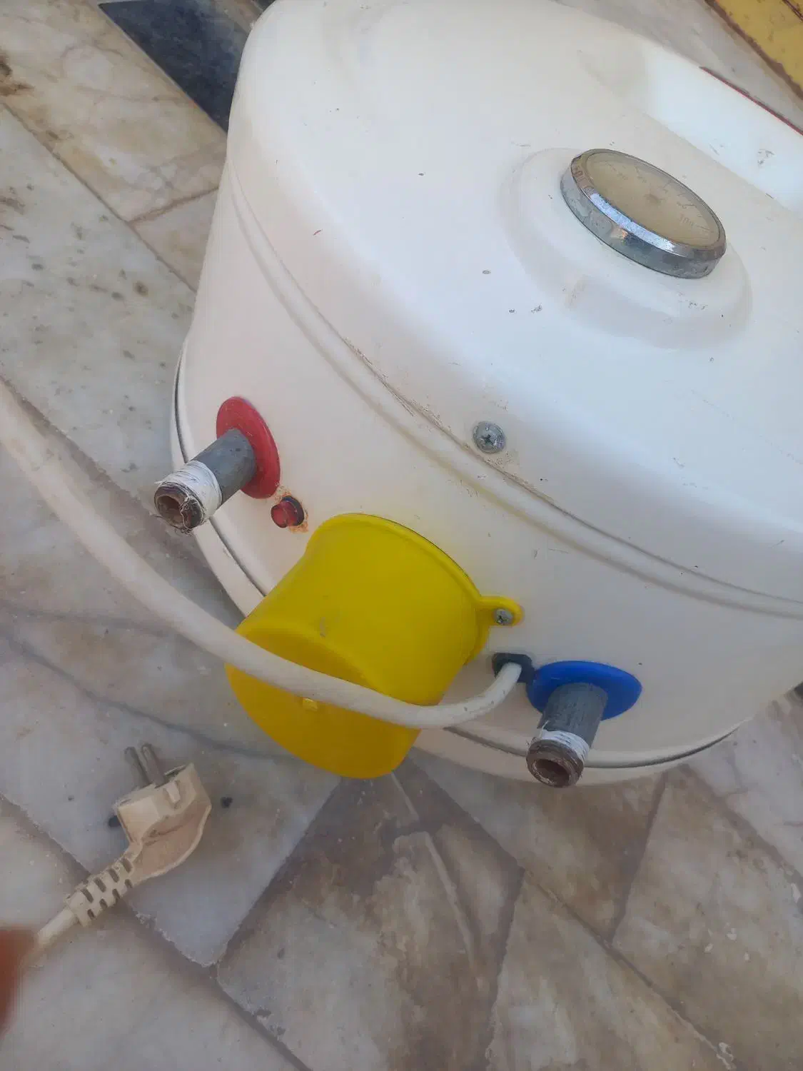 ابگرمکن دیواری برقی مارک کامیاب|آبگرمکن، پکیج، شوفاژ|زابل, |دیوار