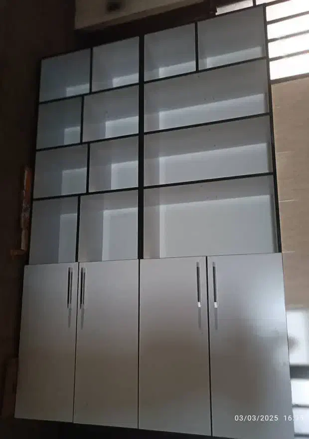 کمد|جاکفشی، کمد، دراور|فولادشهر, B7|دیوار