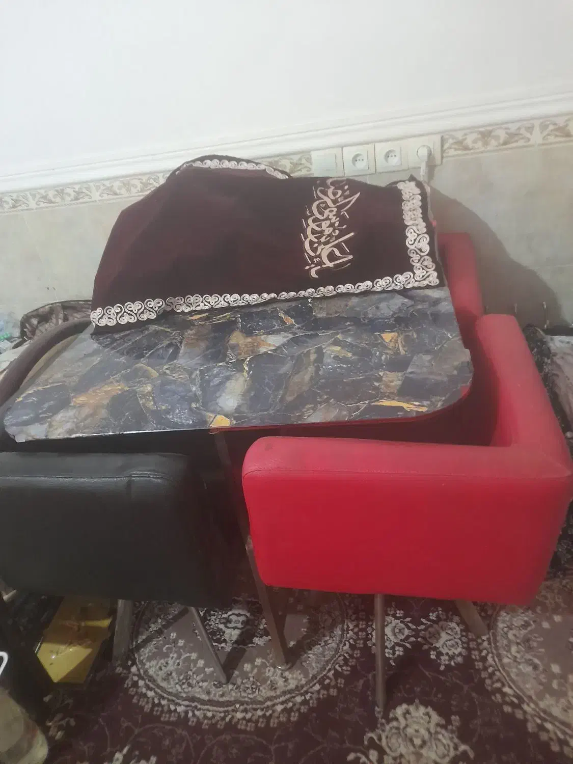 وسایل خانه/میز۴نفره..برازجان|مبلمان خانگی و میز عسلی|برازجان, |دیوار
