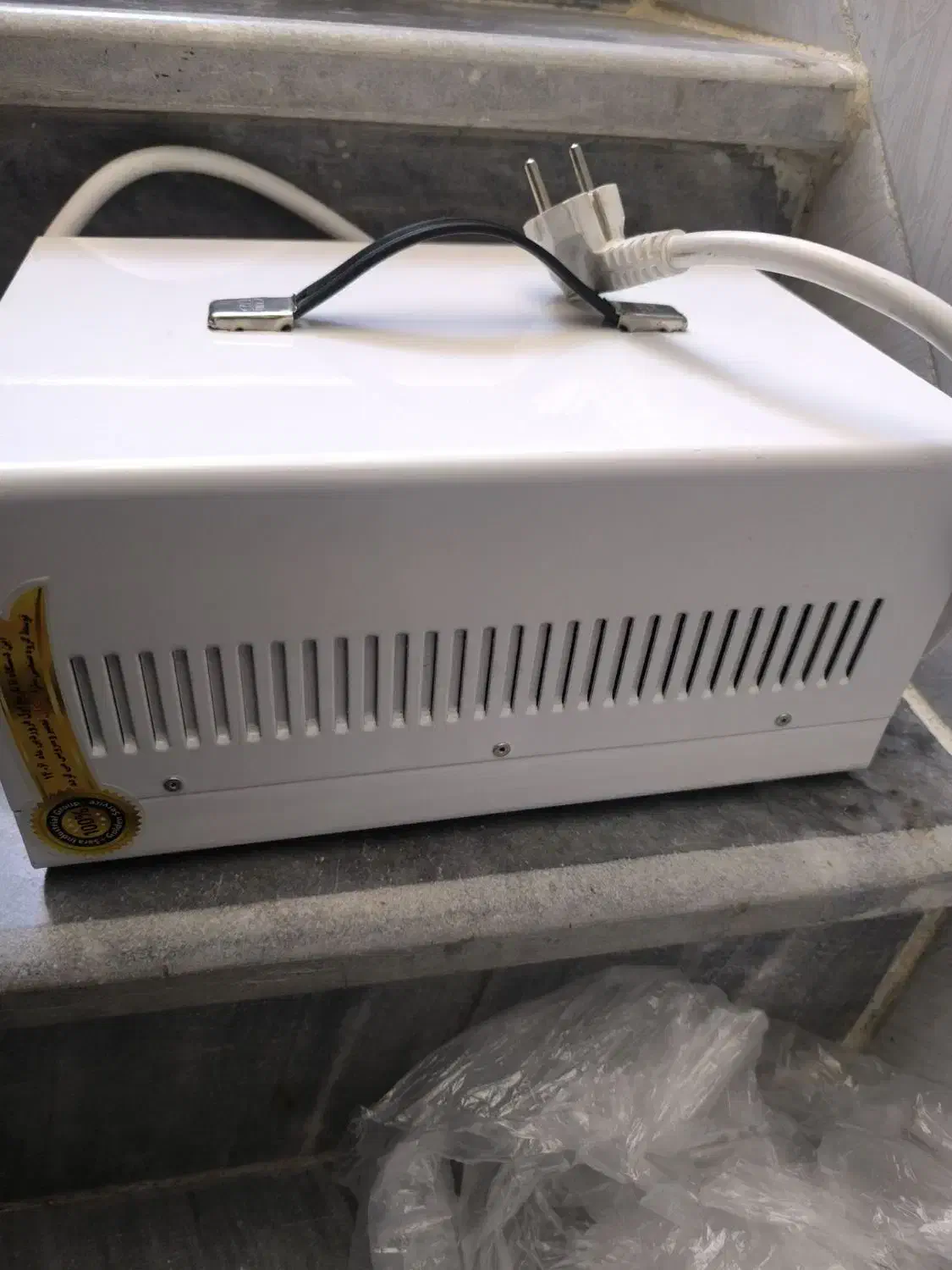 استابلایزر ۳۵۰۰وات سارا|قطعات و لوازم جانبی رایانه|لنجان, |دیوار