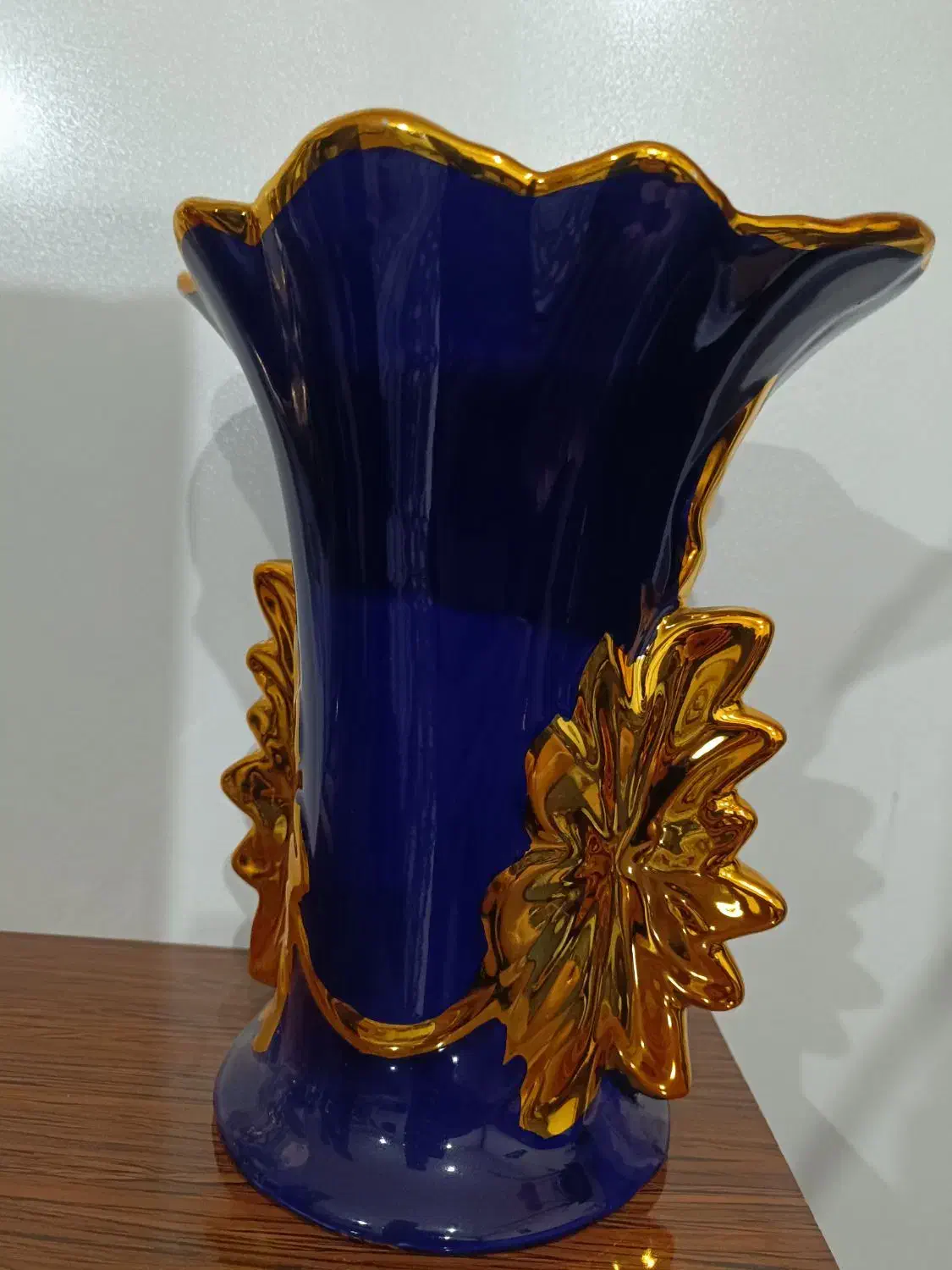 گلدان دکـوری زیبا وسالم|مجسمه، تندیس، ماکت|کوهدشت, |دیوار