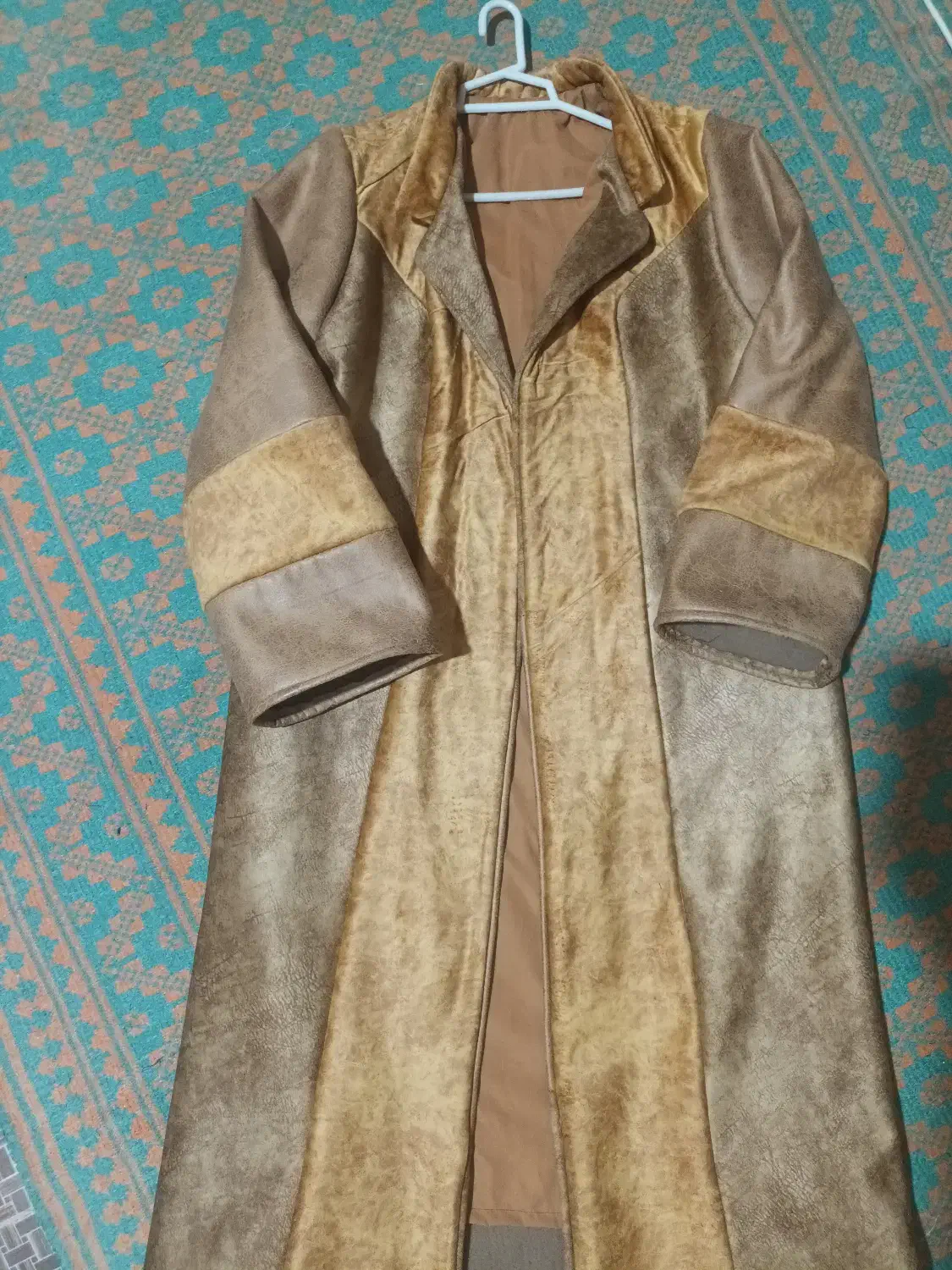 پالتو سوئیت|لباس|میبد, |دیوار