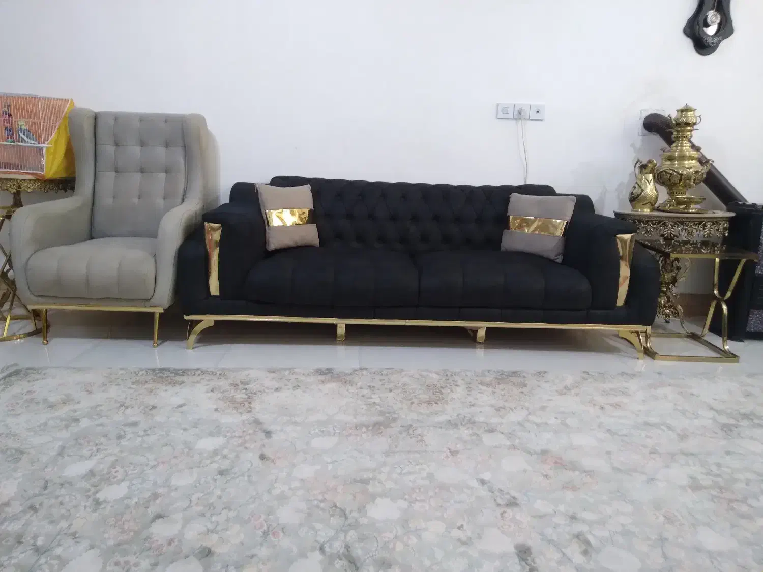 مبلمان ۸نفره راحتی با۳عدد میز عسلی فلزی|مبلمان خانگی و میز عسلی|تربتحیدریه, هاشمینژاد|دیوار