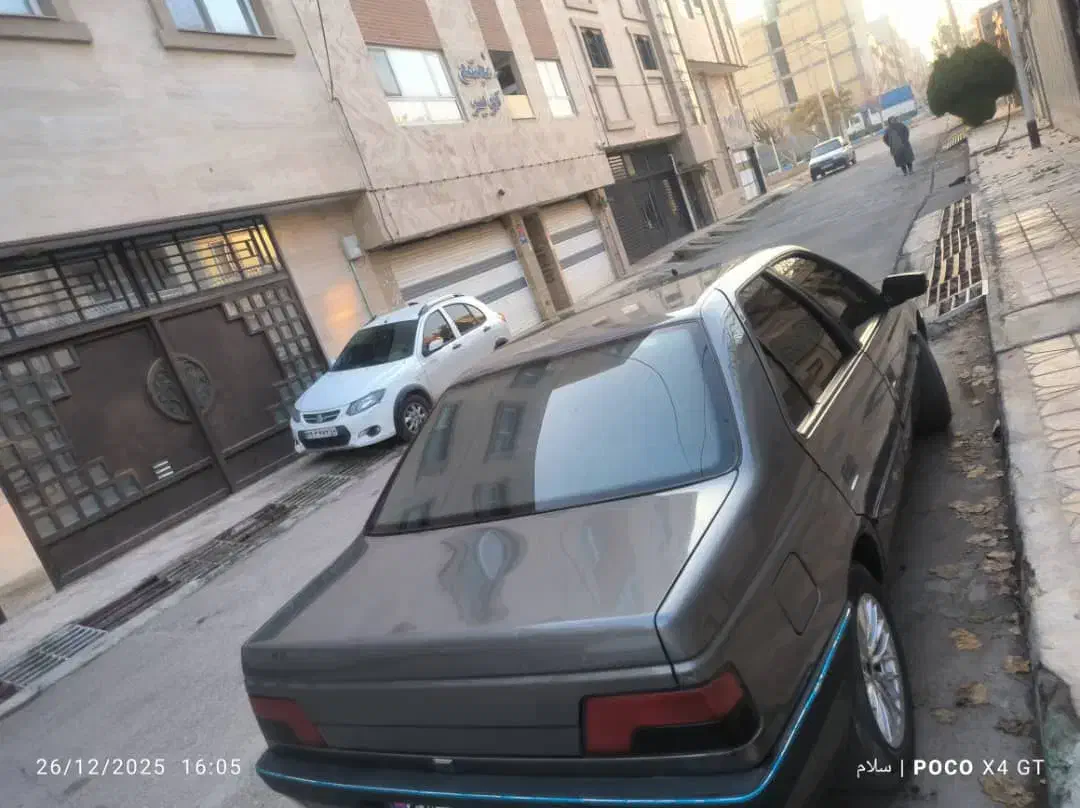 پژو ۴۰۵|خودرو سواری و وانت|اصفهان, شهرک صنعتی امیرکبیر (شاپور جدید)|دیوار