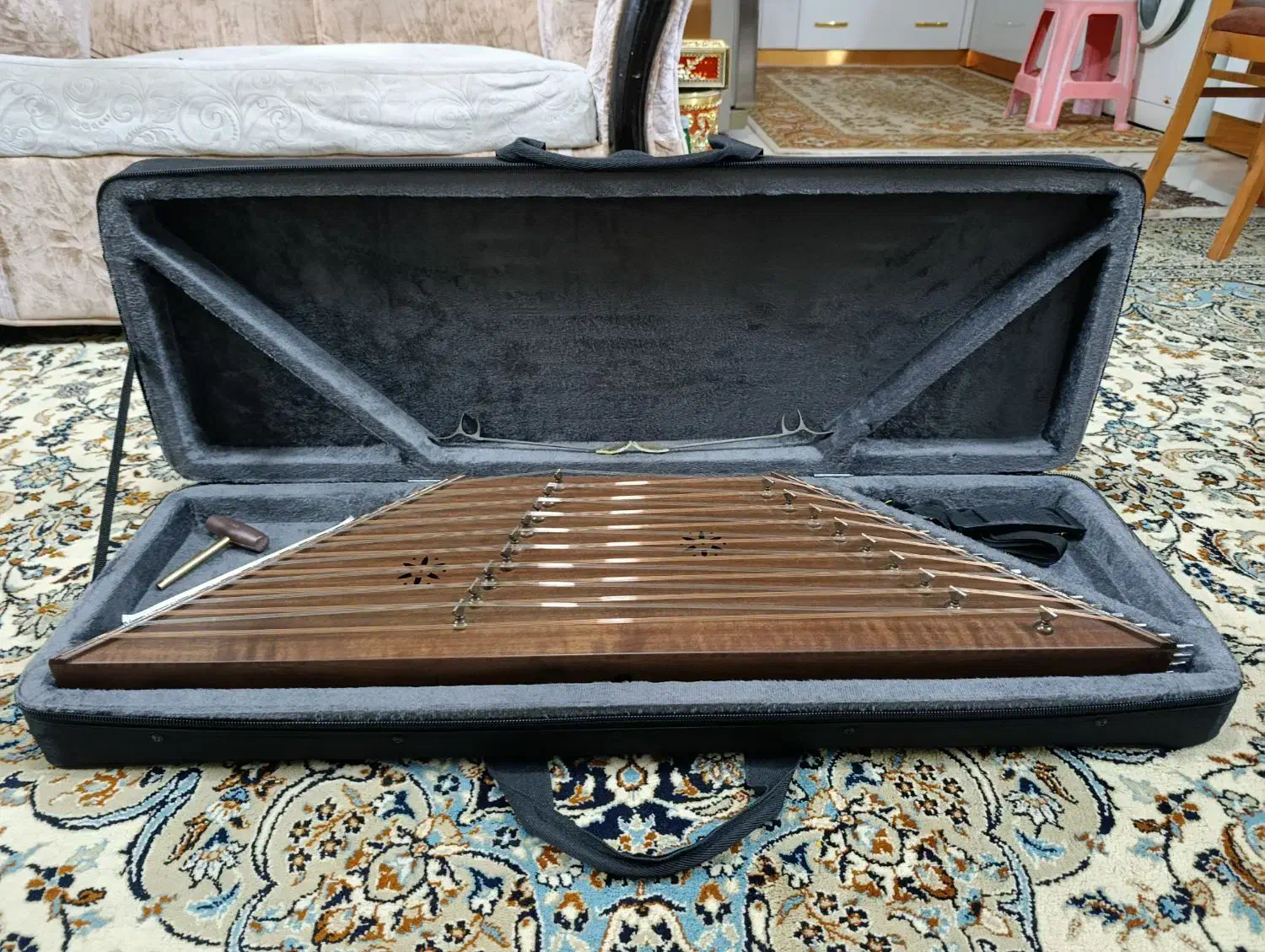 سنتور|سازهای سنتی|گرمسار, |دیوار