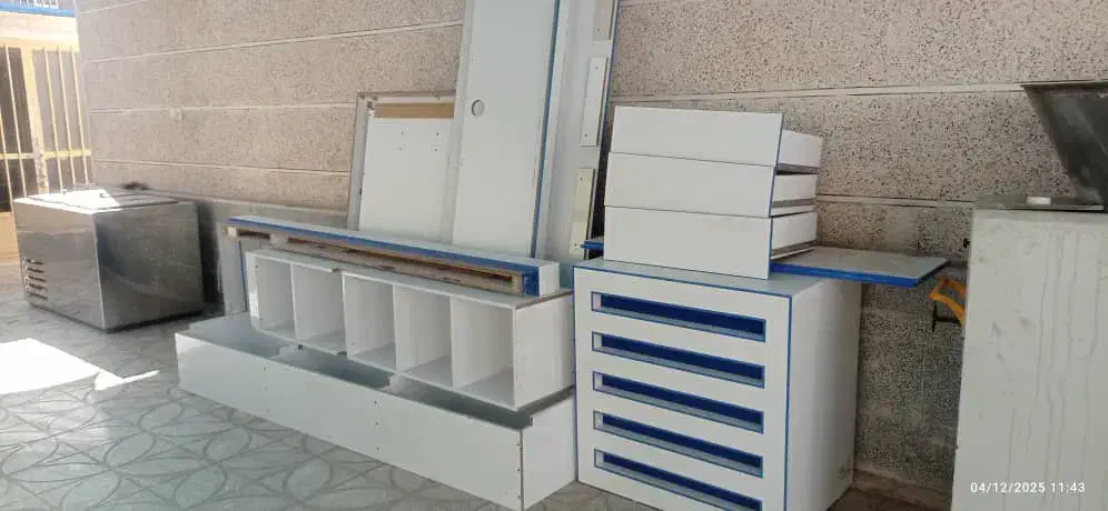 دکور و کابینت|کتابخانه، شلف، قفسه‌های دیواری|بم, |دیوار