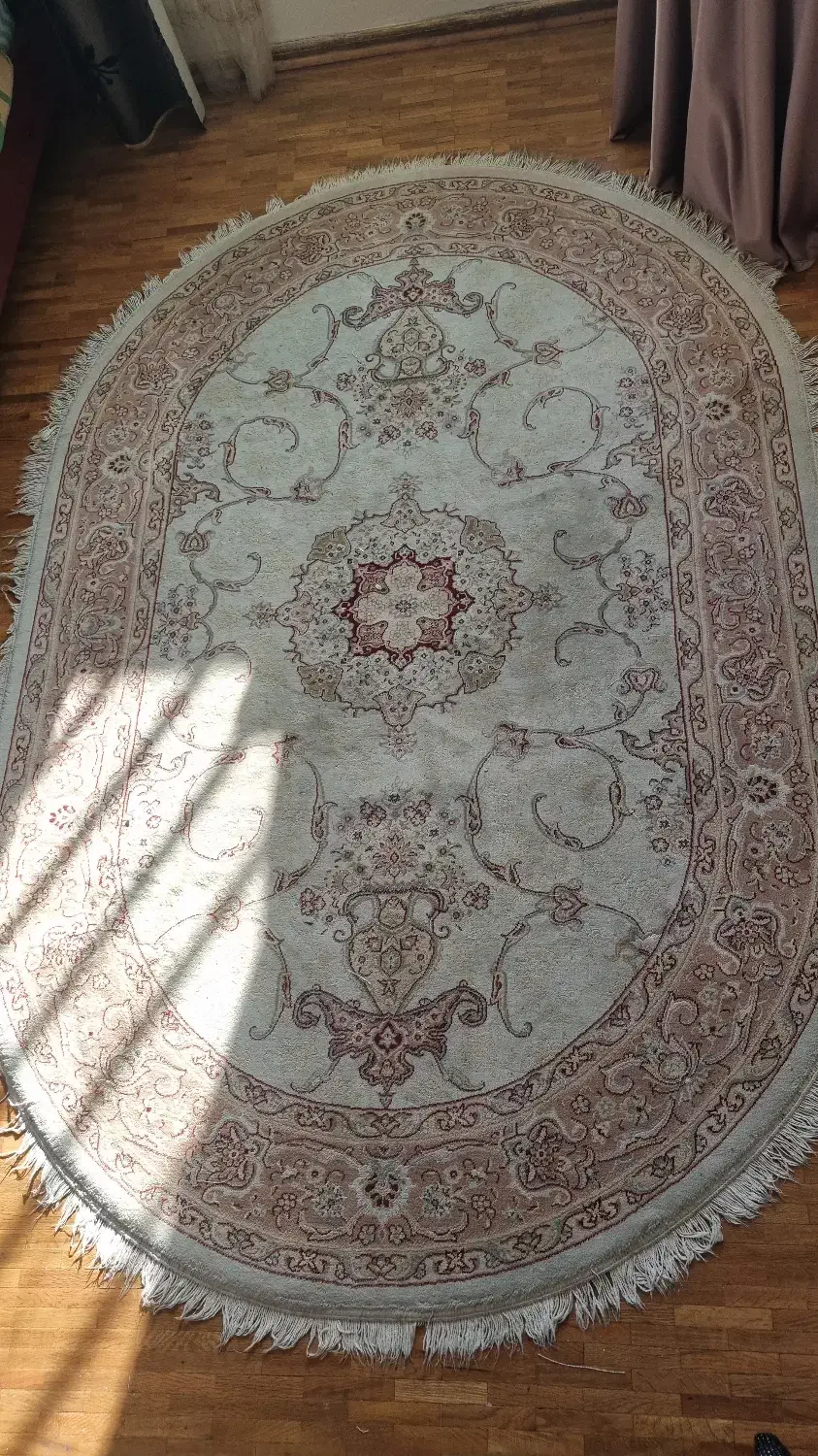 فرش ماشینی بیضی و گرد|فرش|تهران, ازگل|دیوار